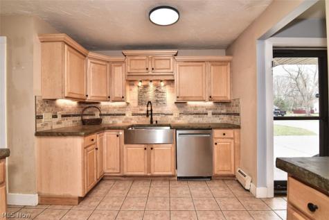 8803 Evergreen Drive Mentor OH 44060