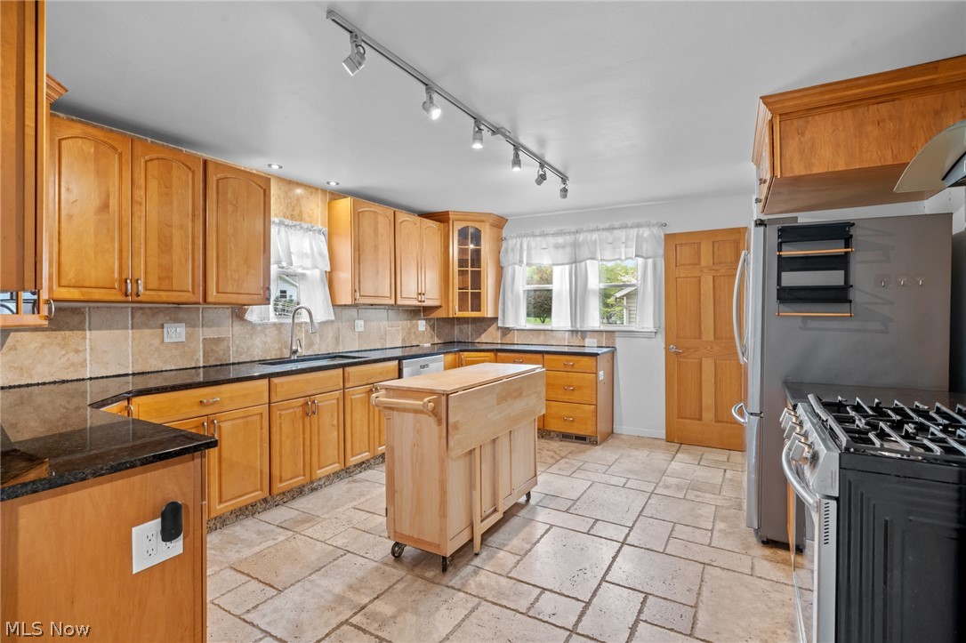 1772 High Street Cuyahoga Falls OH 44221