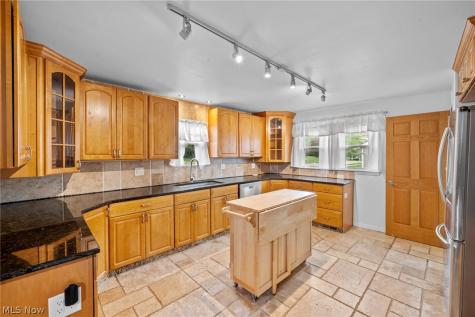 1772 High Street Cuyahoga Falls OH 44221