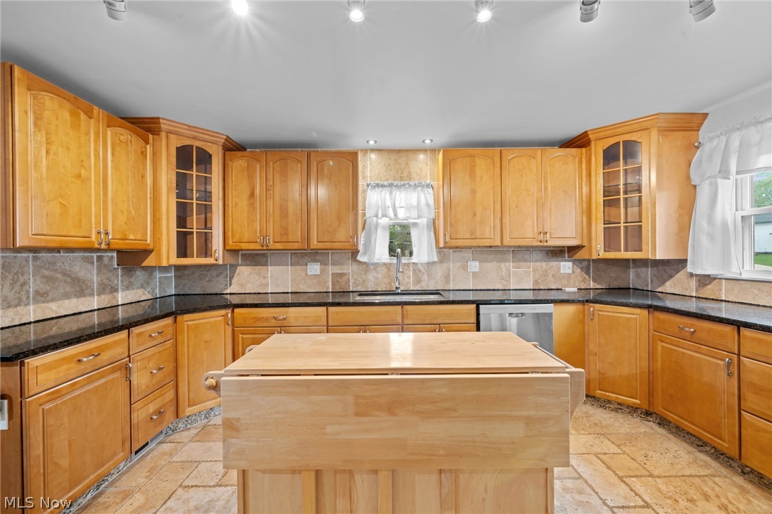 1772 High Street Cuyahoga Falls OH 44221