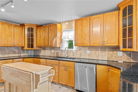 1772 High Street Cuyahoga Falls OH 44221