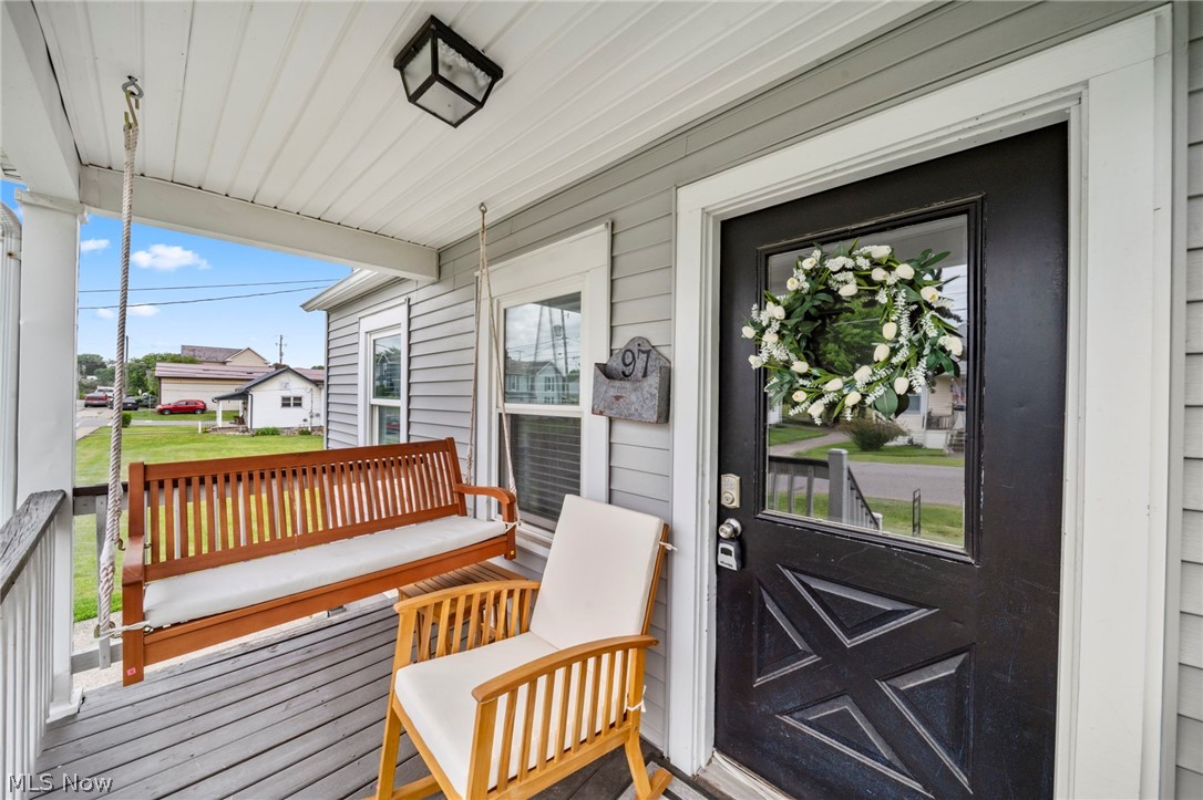 97 E Main Street Zanesville OH 43701