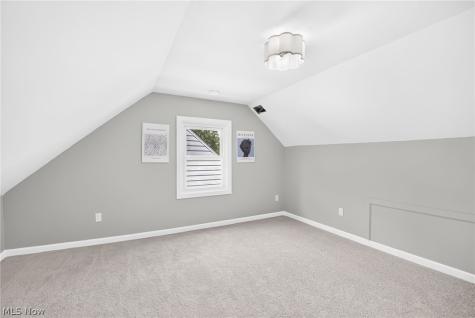 6907 Greenleaf Avenue Cleveland OH 44130