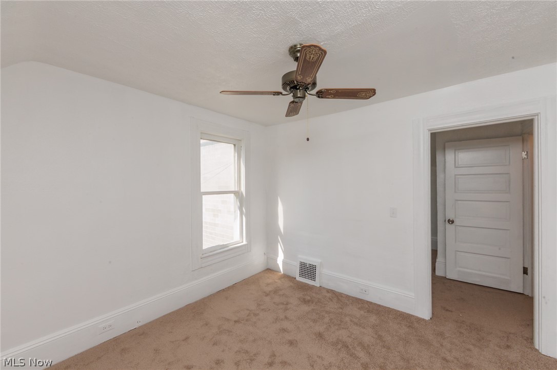 1986 W 93rd Street Cleveland OH 44102