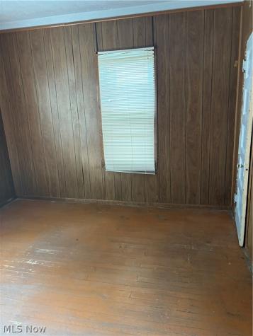 594 E 107th Street Cleveland OH 44108