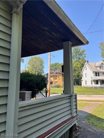 594 E 107th Street Cleveland OH 44108