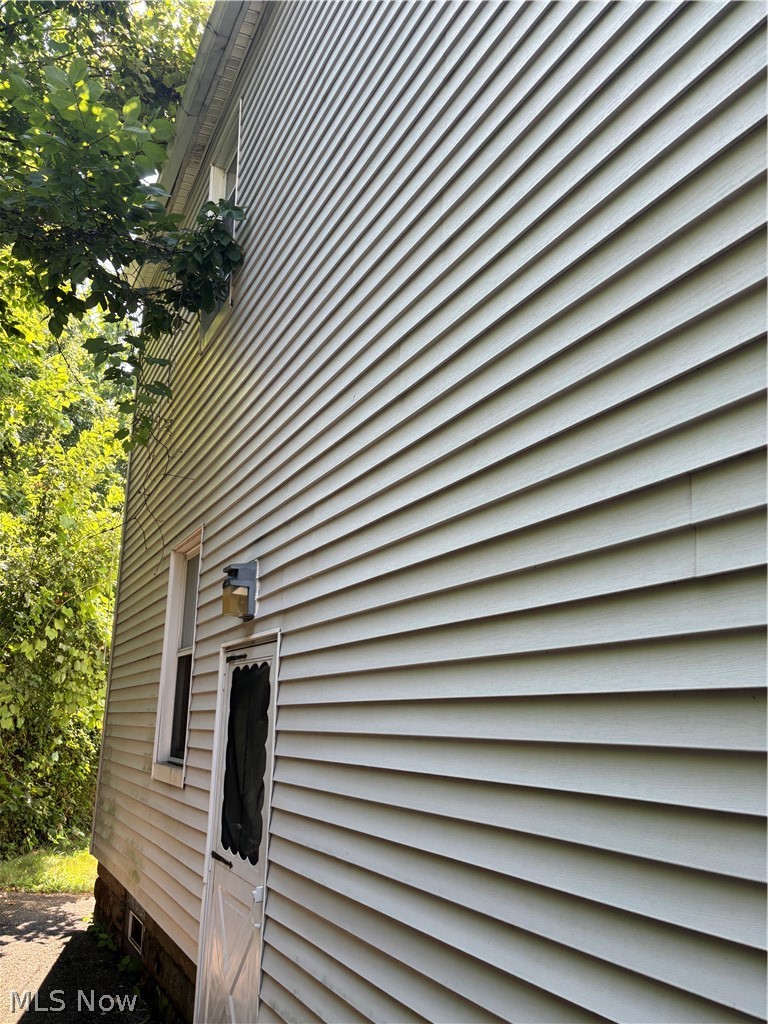 594 E 107th Street Cleveland OH 44108