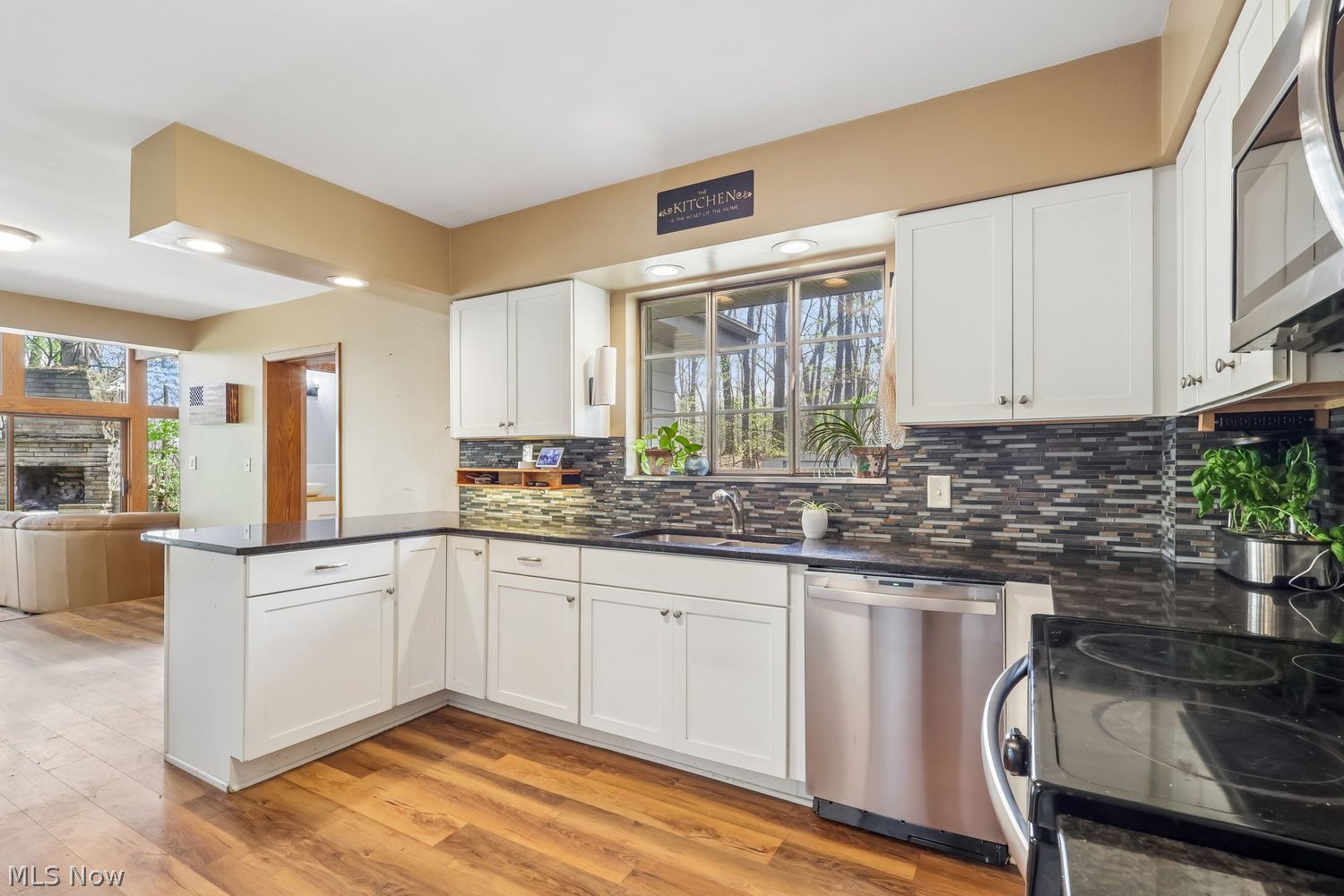 405 Nob Hill Drive Akron OH 44303