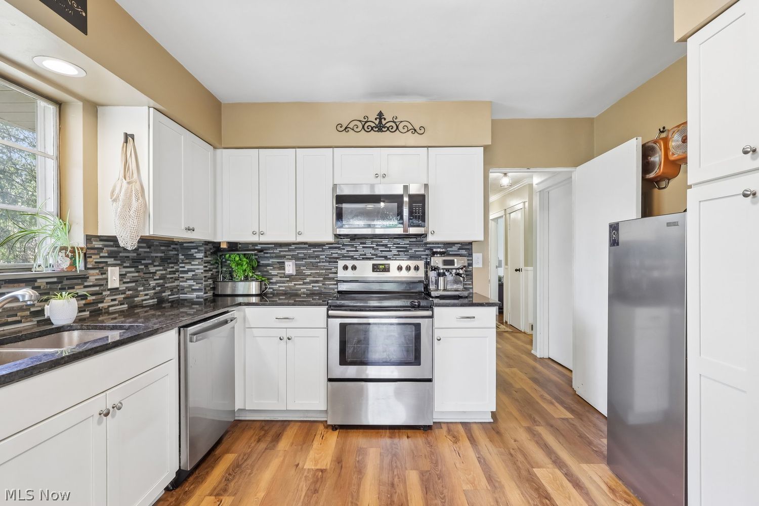 405 Nob Hill Drive Akron OH 44303