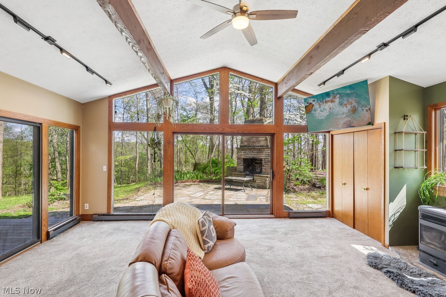 405 Nob Hill Drive Akron OH 44303