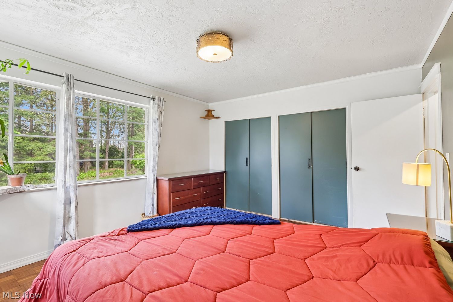 405 Nob Hill Drive Akron OH 44303