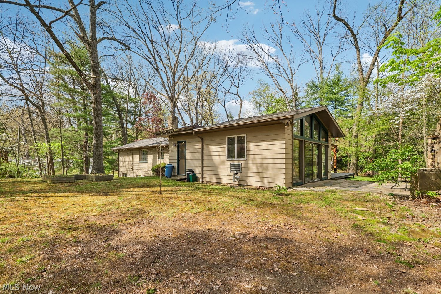 405 Nob Hill Drive Akron OH 44303