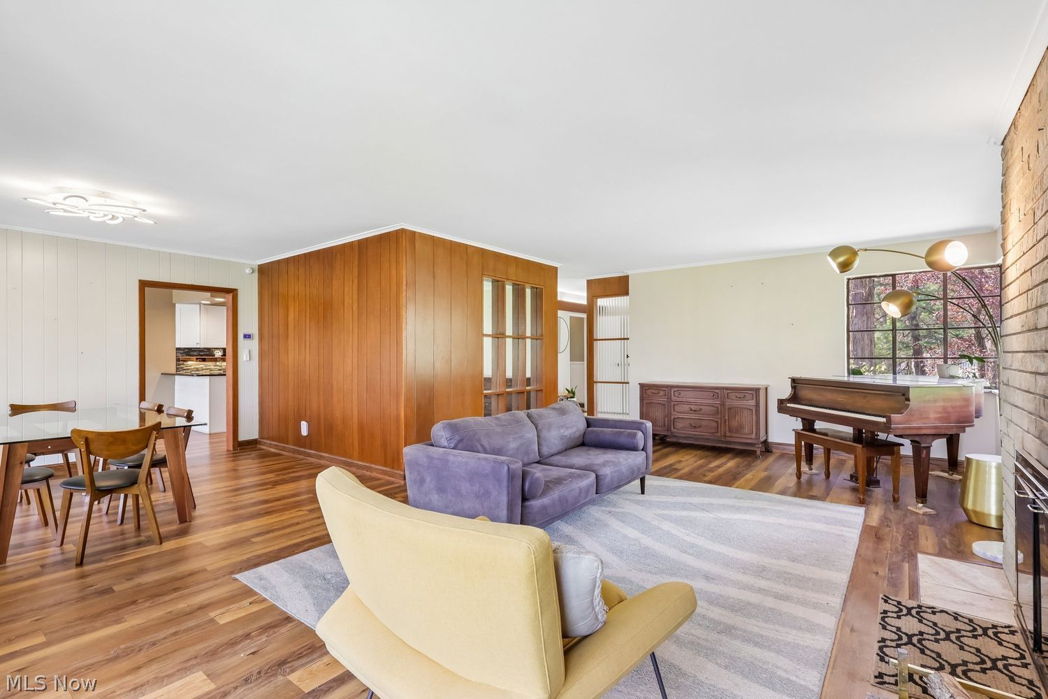405 Nob Hill Drive Akron OH 44303