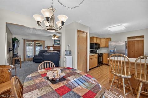 5900 S Mayflower Drive Lorain OH 44053