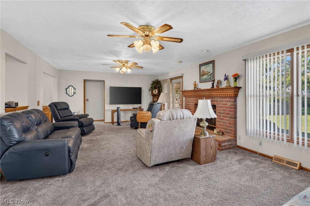 5900 S Mayflower Drive Lorain OH 44053