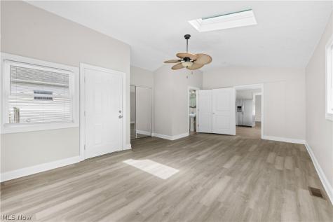 1053 Wyley Avenue Akron OH 44306