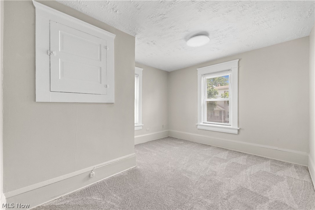 1053 Wyley Avenue Akron OH 44306