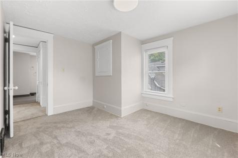 1053 Wyley Avenue Akron OH 44306