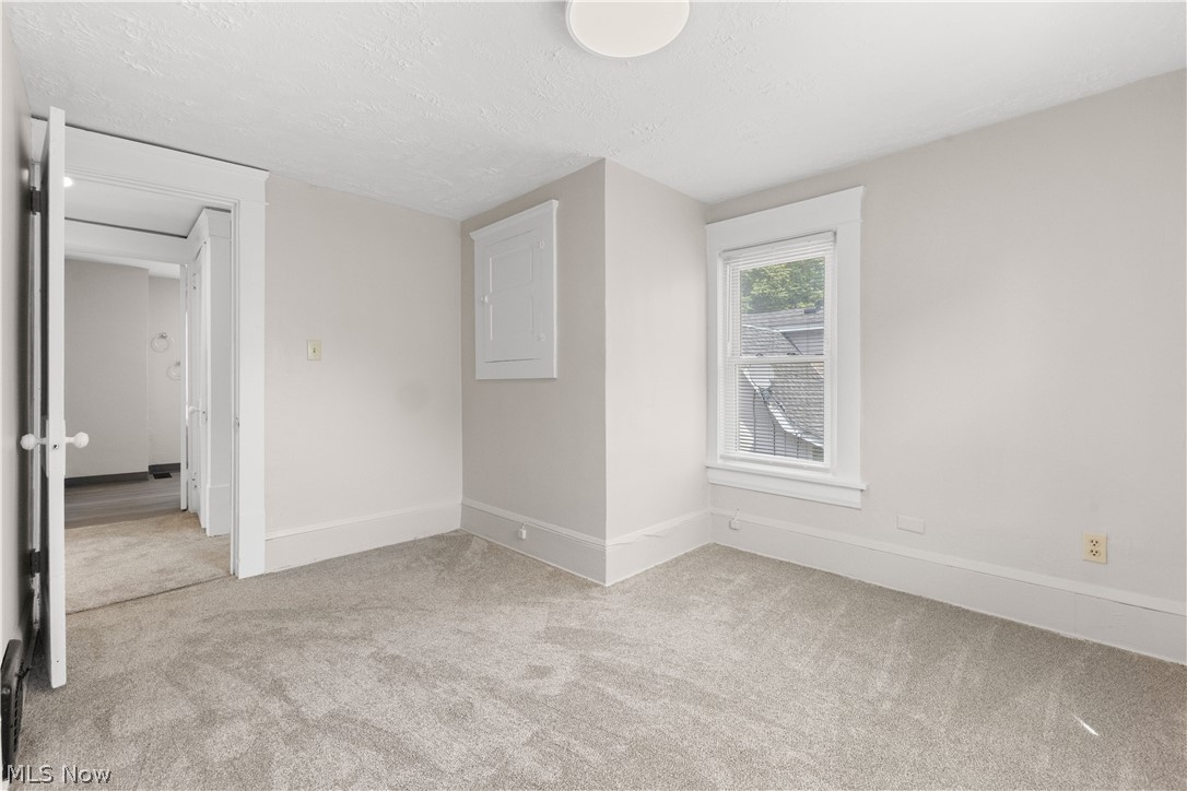 1053 Wyley Avenue Akron OH 44306