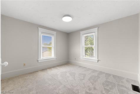 1053 Wyley Avenue Akron OH 44306