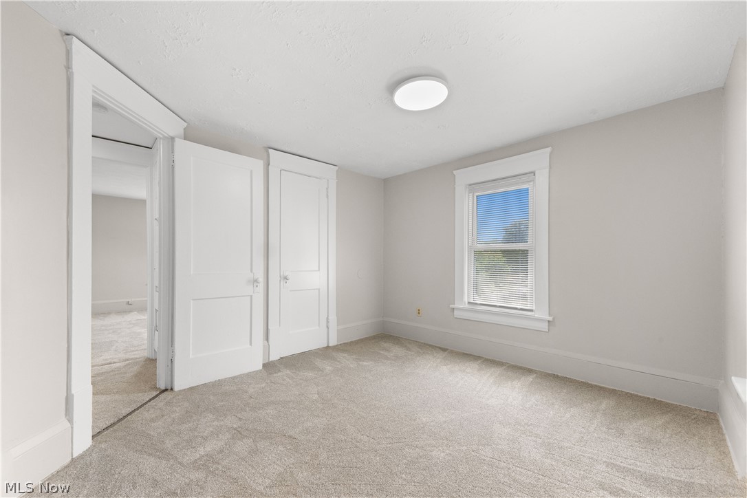 1053 Wyley Avenue Akron OH 44306