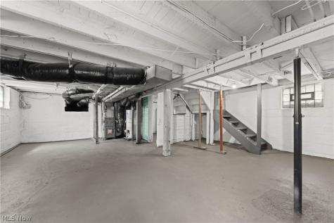 1053 Wyley Avenue Akron OH 44306