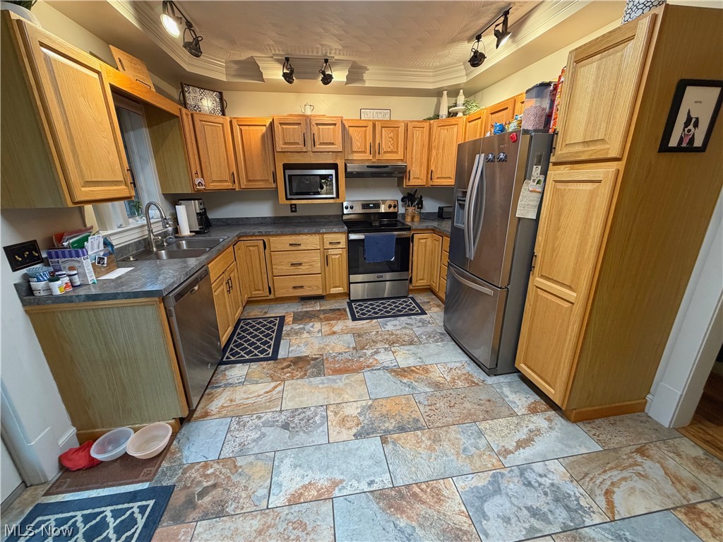 2029 Saint Clair Avenue East Liverpool OH 43920