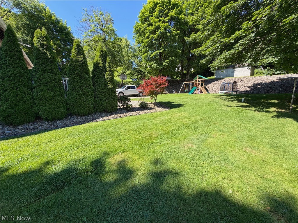 2029 Saint Clair Avenue East Liverpool OH 43920