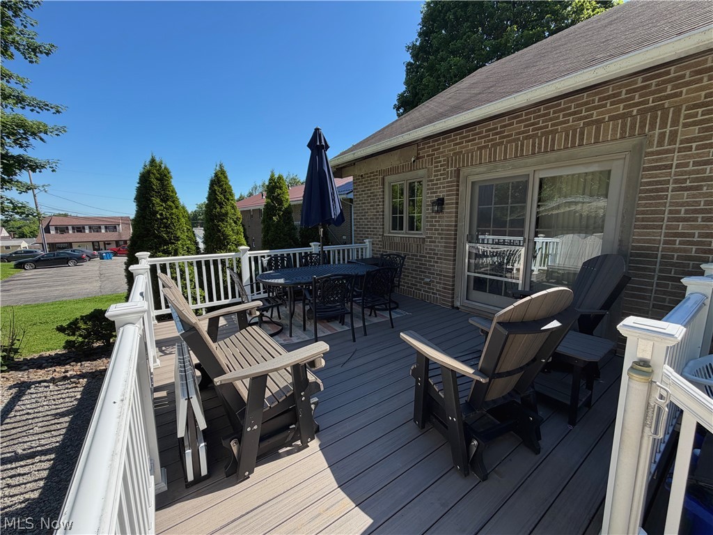 2029 Saint Clair Avenue East Liverpool OH 43920