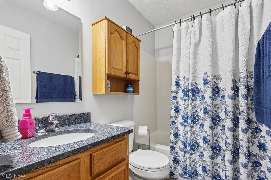3213 Bates Road Madison OH 44057