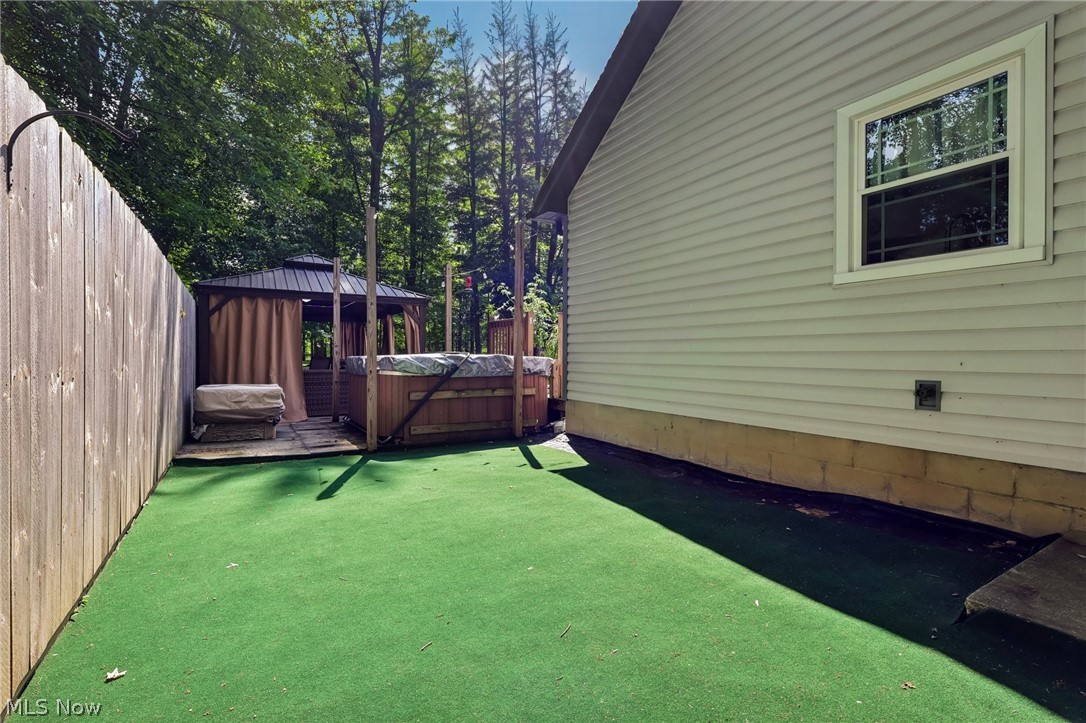 3213 Bates Road Madison OH 44057