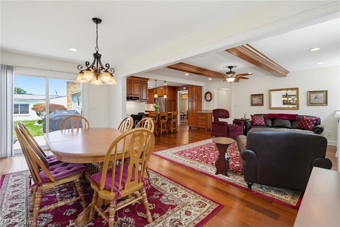 988 Cranbrook Drive Highland Heights OH 44143