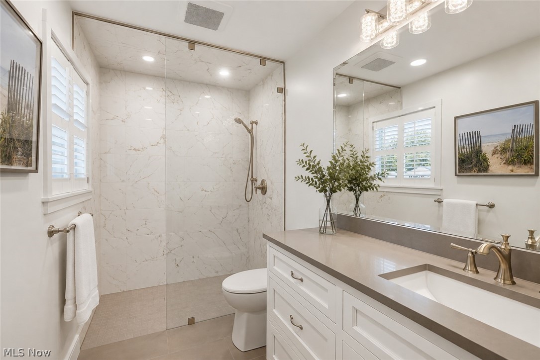 988 Cranbrook Drive Highland Heights OH 44143