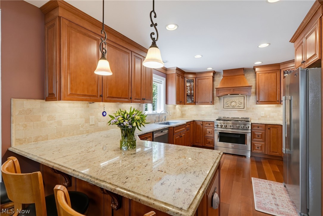 988 Cranbrook Drive Highland Heights OH 44143