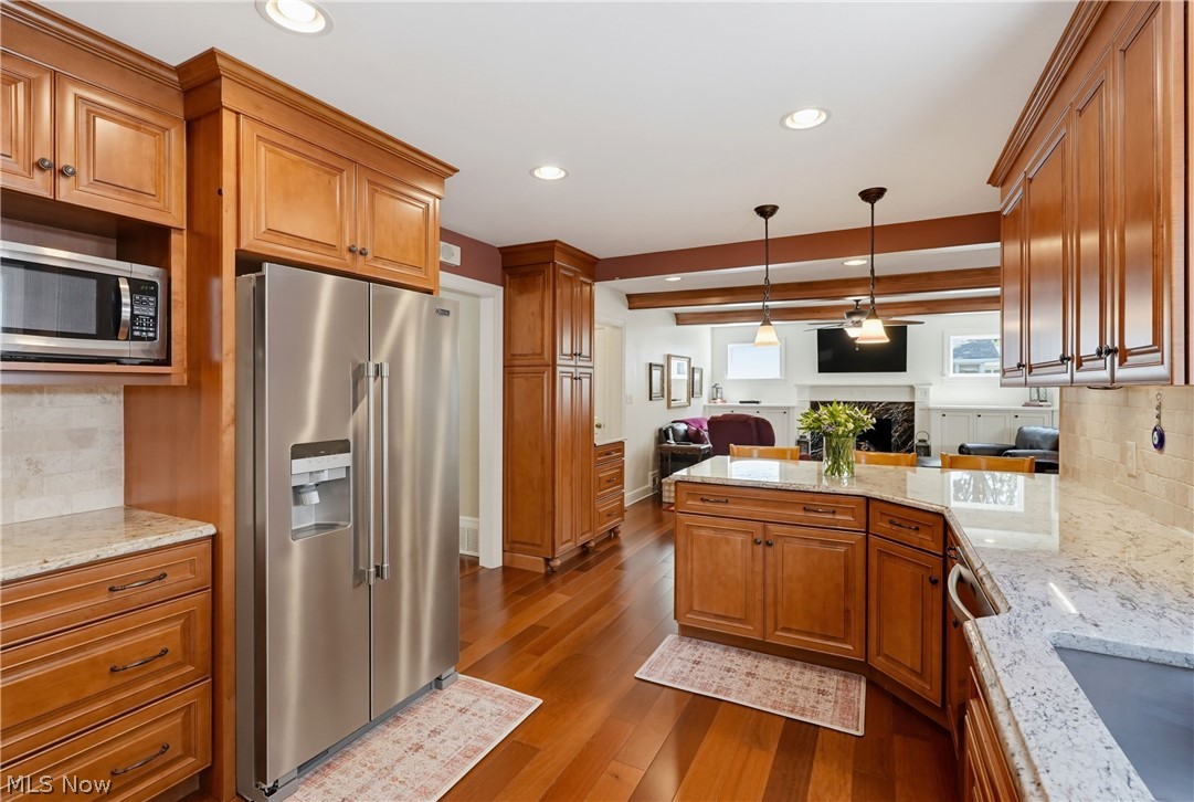 988 Cranbrook Drive Highland Heights OH 44143