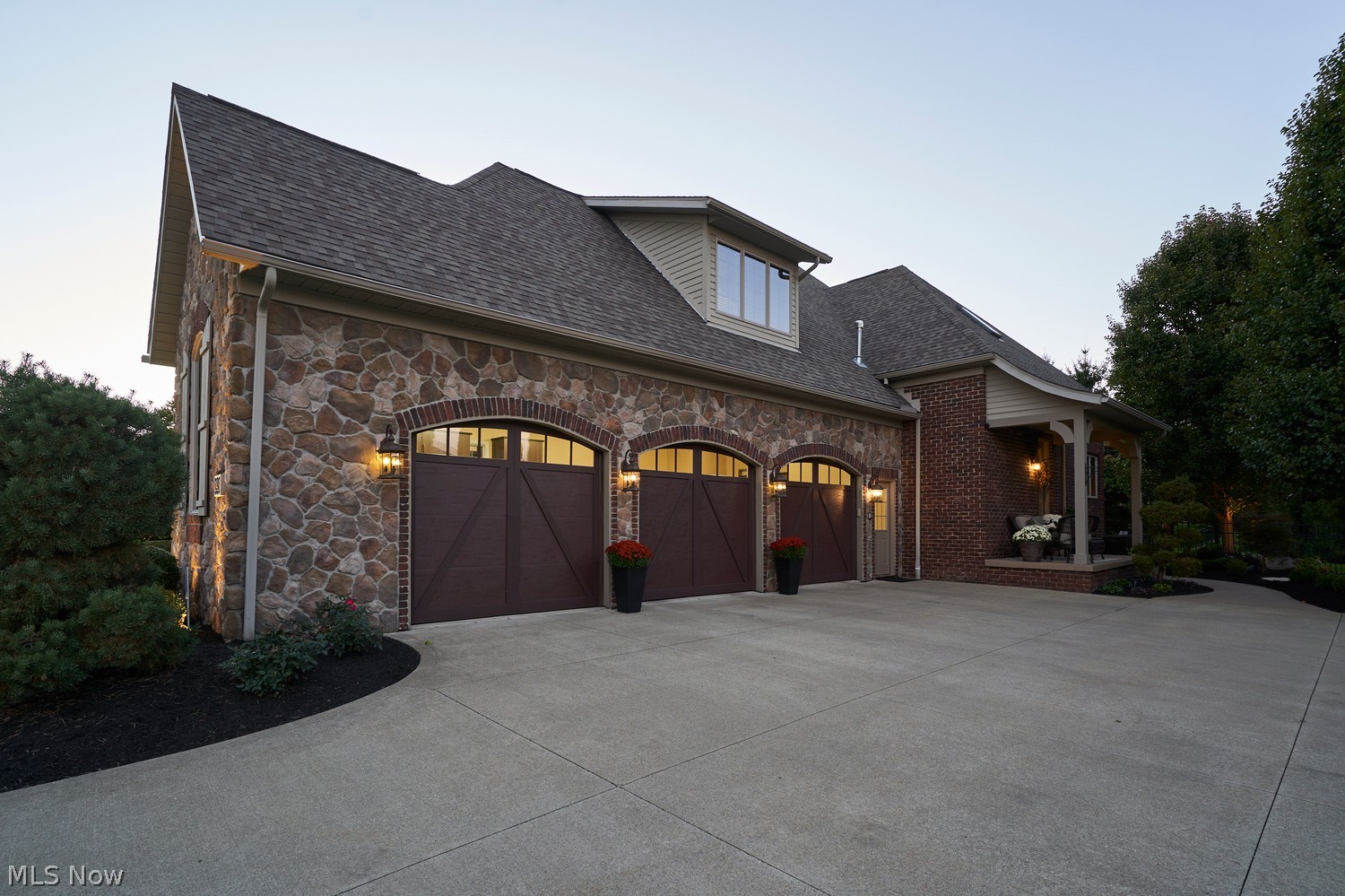 2419 Carrington Street NW North Canton OH 44720
