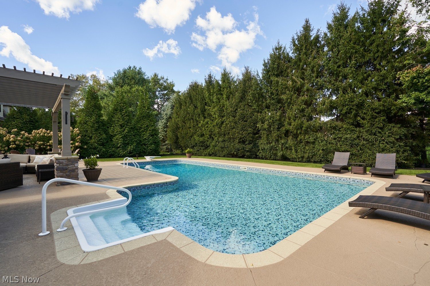 2419 Carrington Street NW North Canton OH 44720