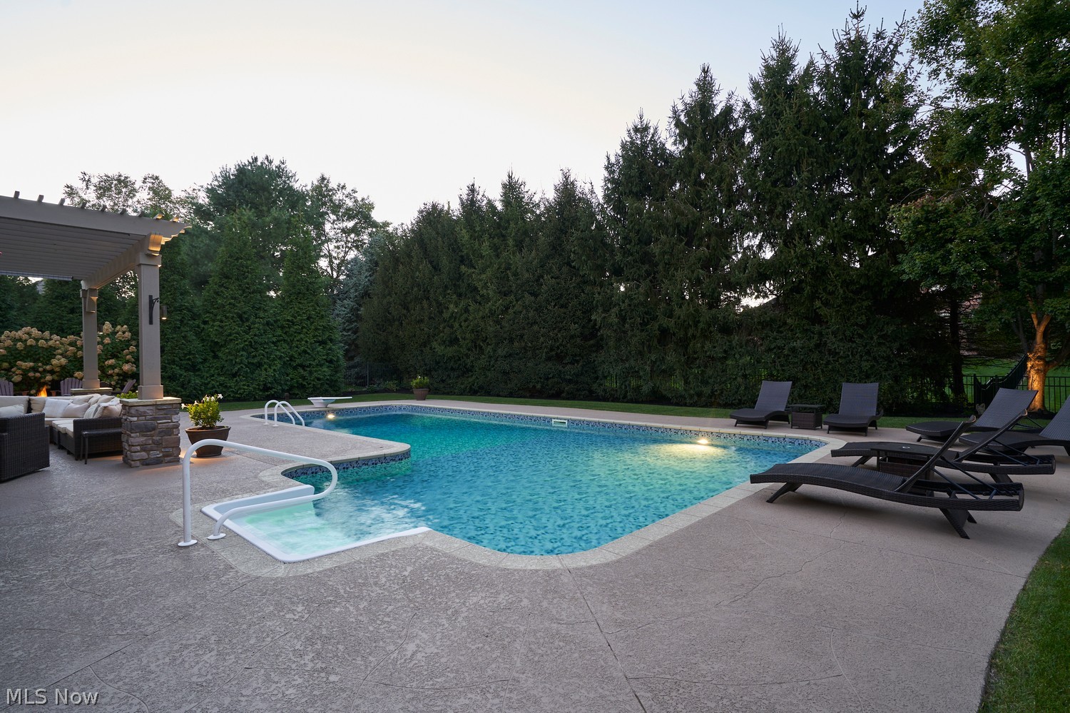 2419 Carrington Street NW North Canton OH 44720