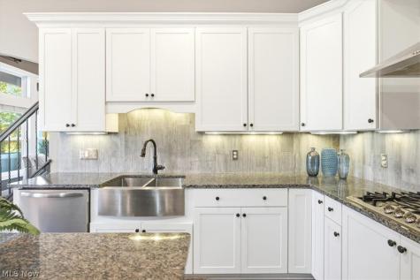 2281 Heights Drive Wadsworth OH 44281