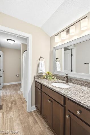 2281 Heights Drive Wadsworth OH 44281