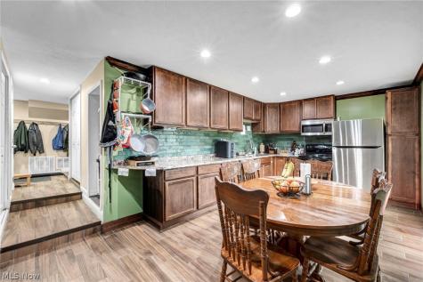 4705 State Route 303 Ravenna OH 44266