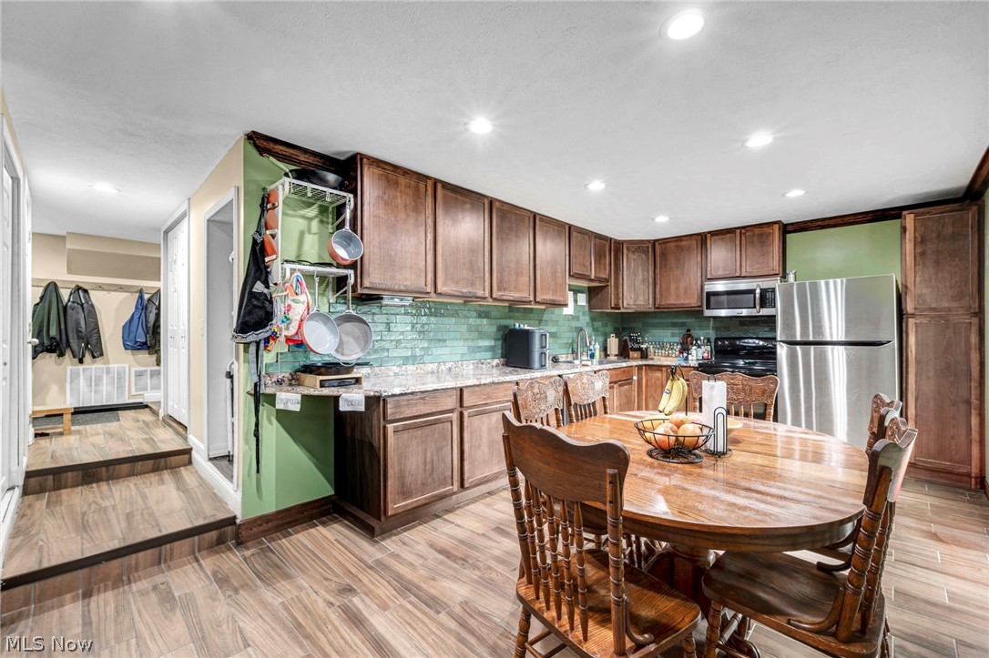 4705 State Route 303 Ravenna OH 44266