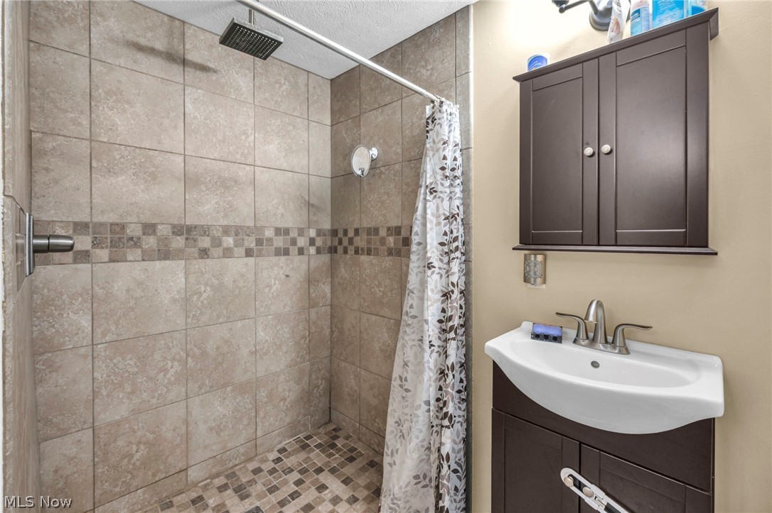 4705 State Route 303 Ravenna OH 44266