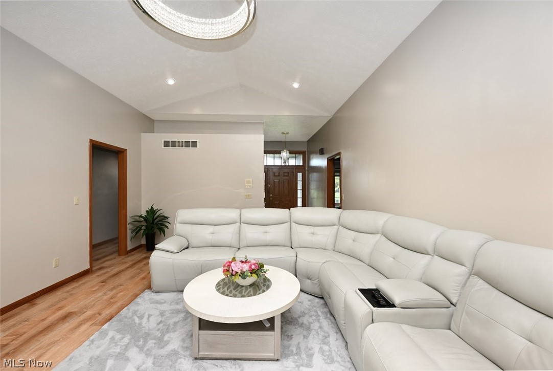 610 Chestnut Lane Boardman OH 44512