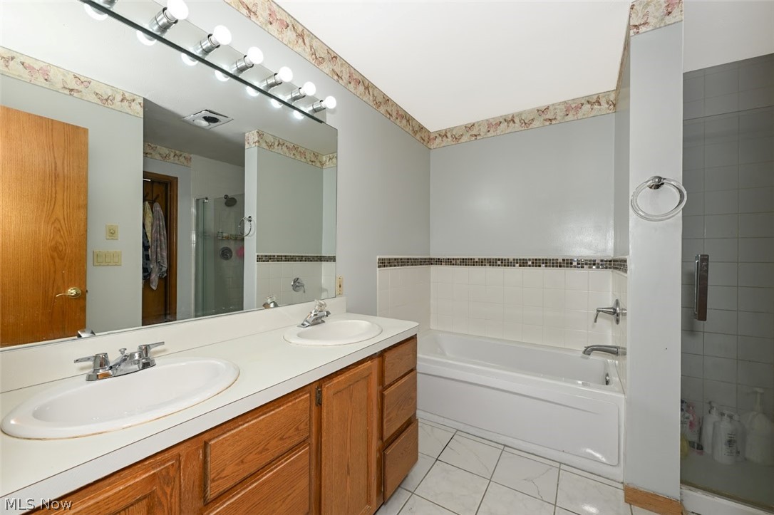 610 Chestnut Lane Boardman OH 44512