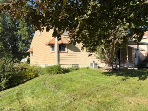 884 Hartshorn Street Alliance OH 44601