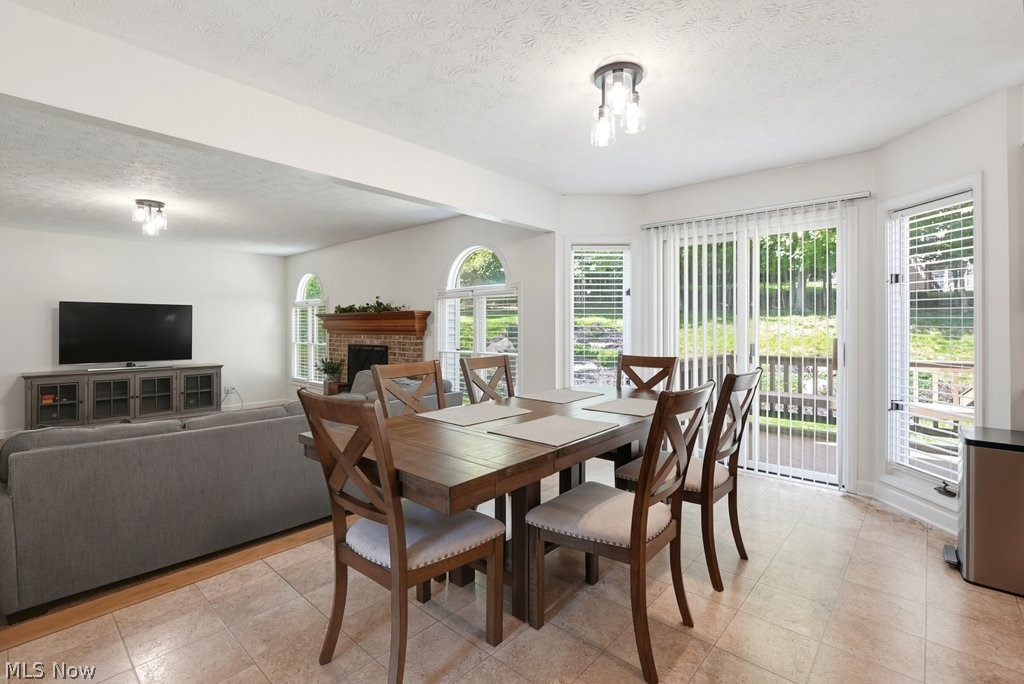 19332 Timber Creek Circle Strongsville OH 44136