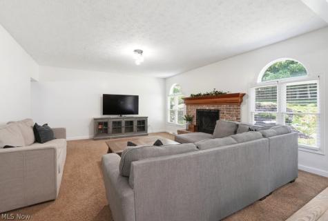 19332 Timber Creek Circle Strongsville OH 44136