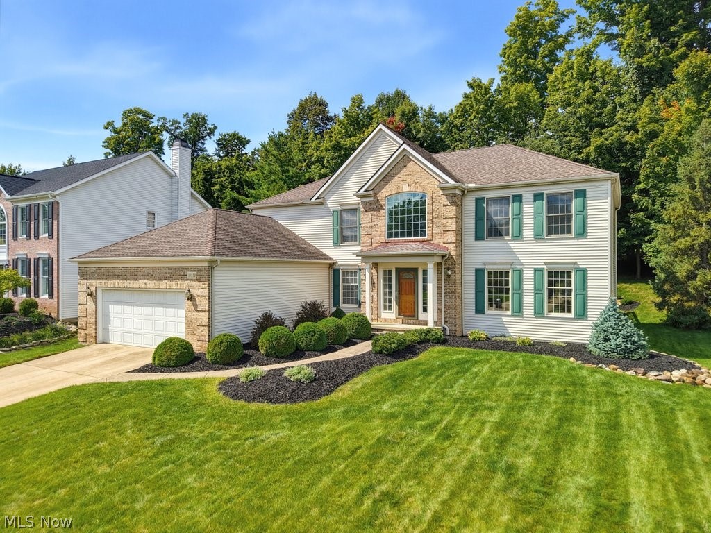 19332 Timber Creek Circle Strongsville OH 44136