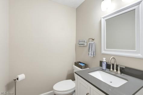 19332 Timber Creek Circle Strongsville OH 44136